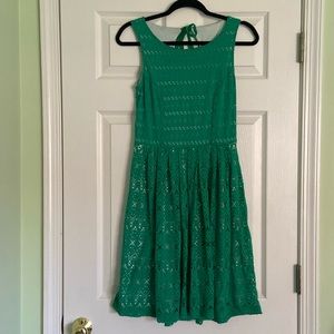 Anthropologie (9-HI5 STCL) Green Midi Dress with Back Cut-out